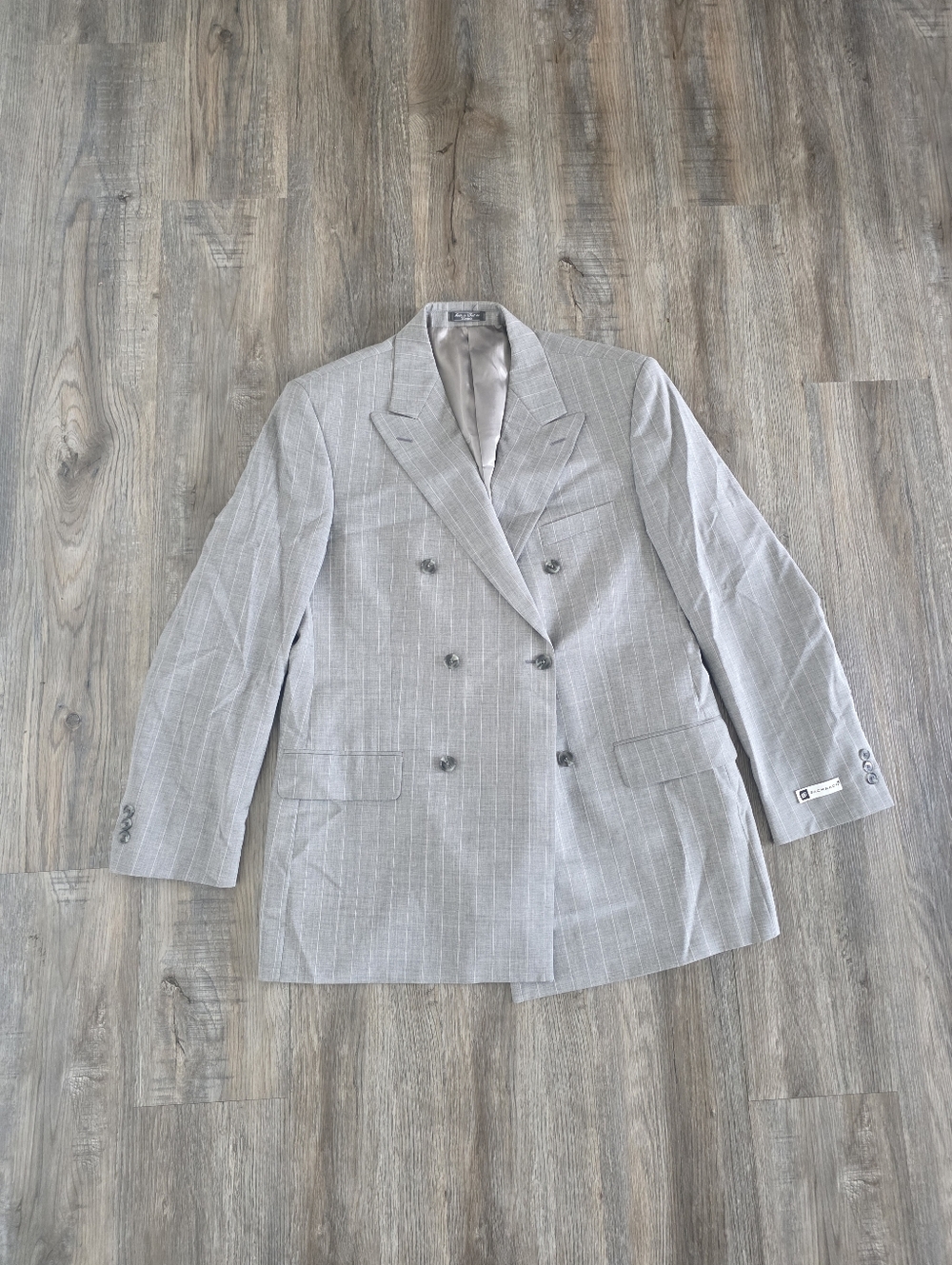 Bachrach Men's Light Gray Pinstripe Double-Breasted Blazer Size 44L-T-37